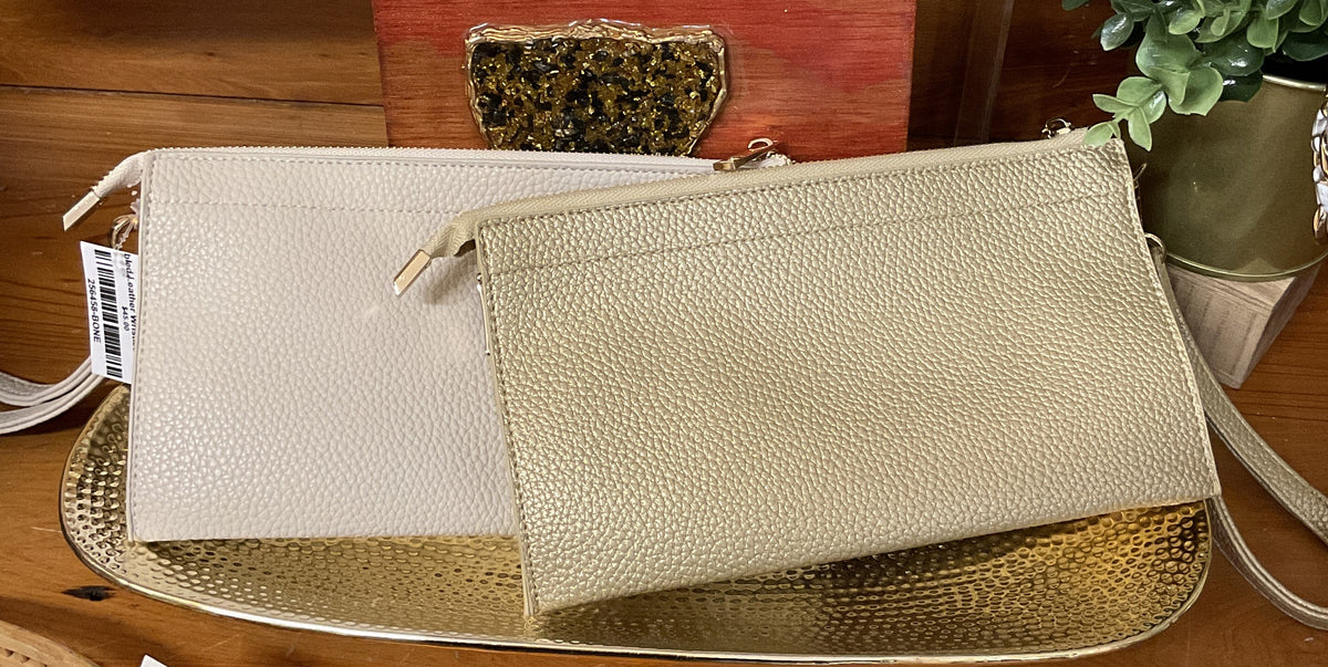 Pebbled Leather Wristlet / Crossbody