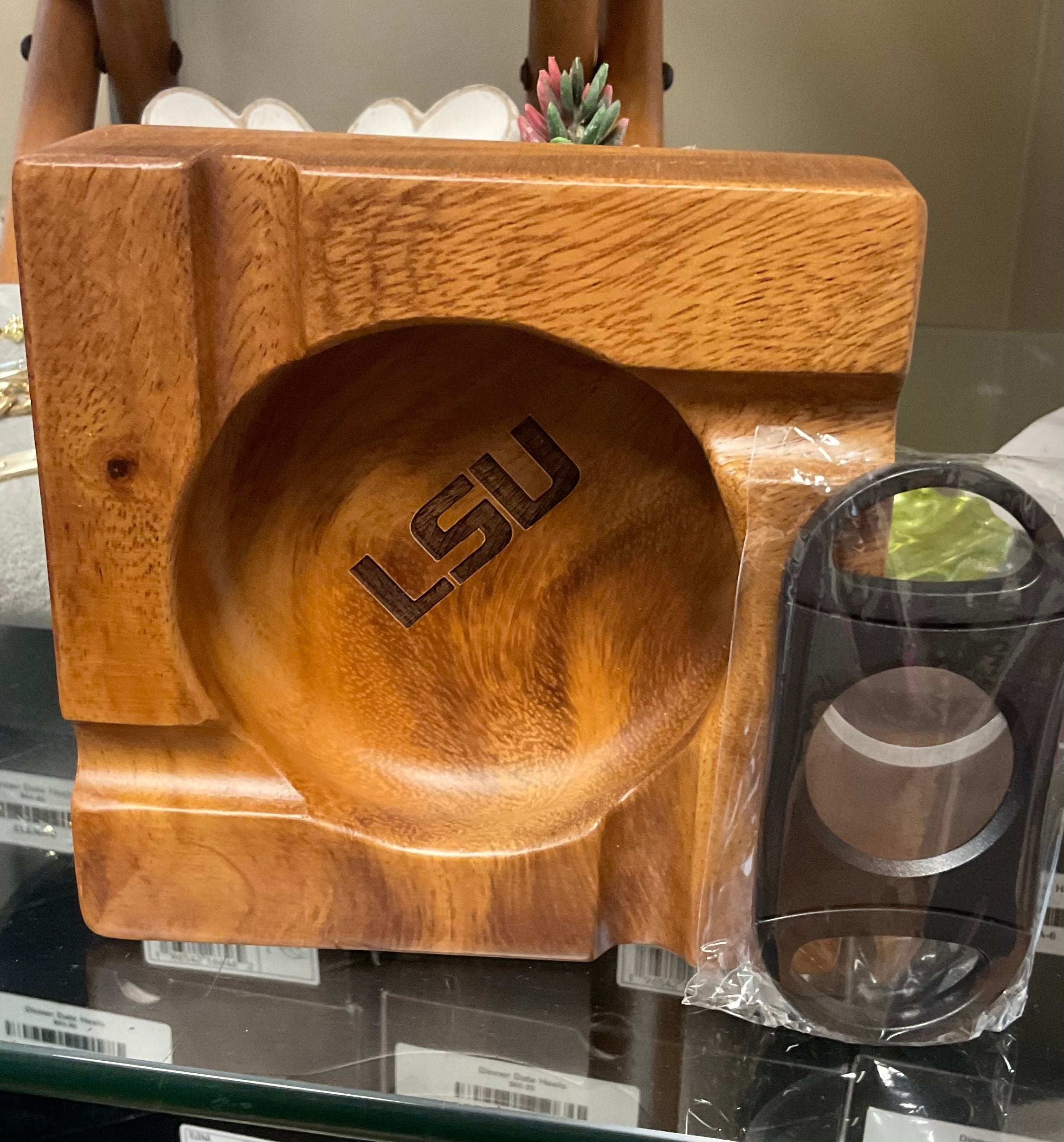 Pass The Cigar Ashtray