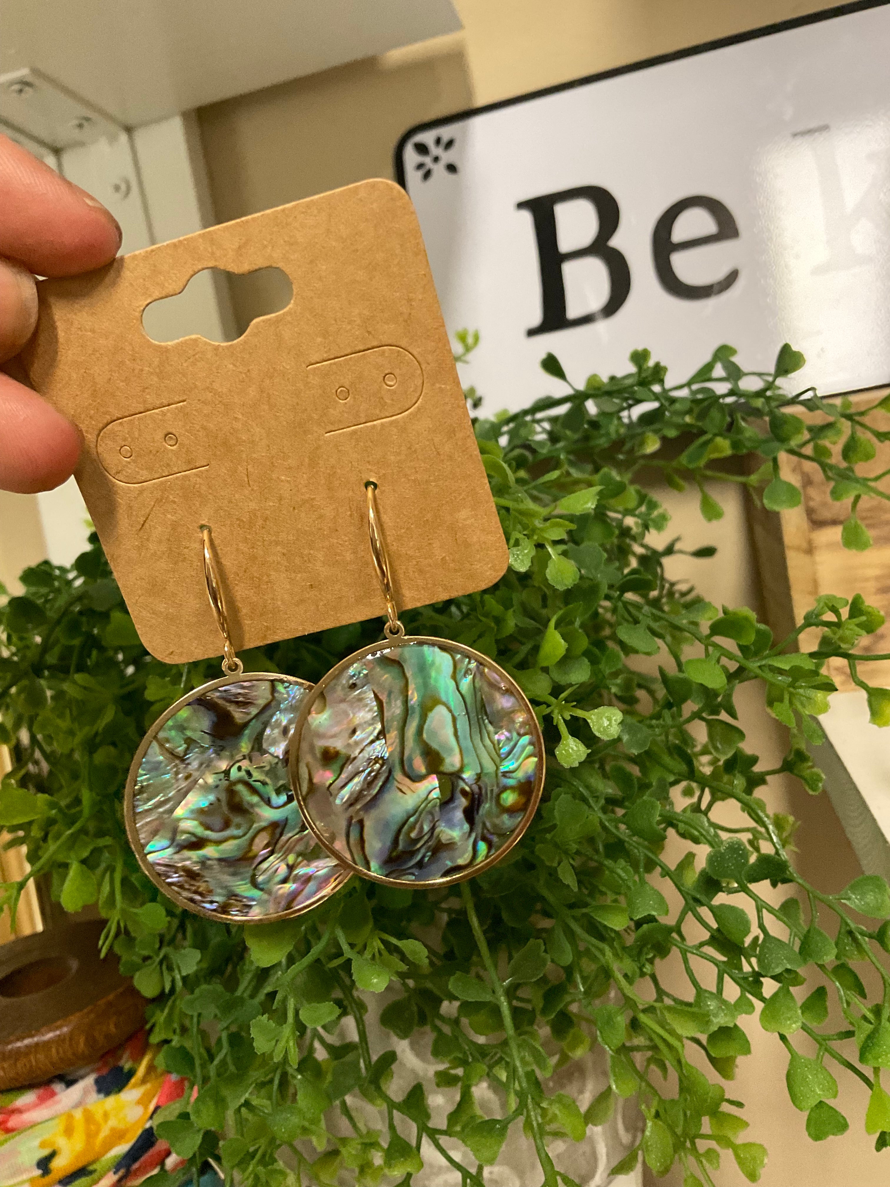 Coastal & Chic Earring