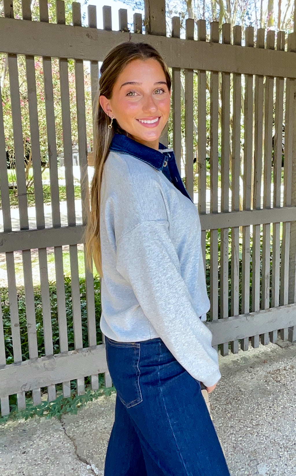 The Crest Pullover