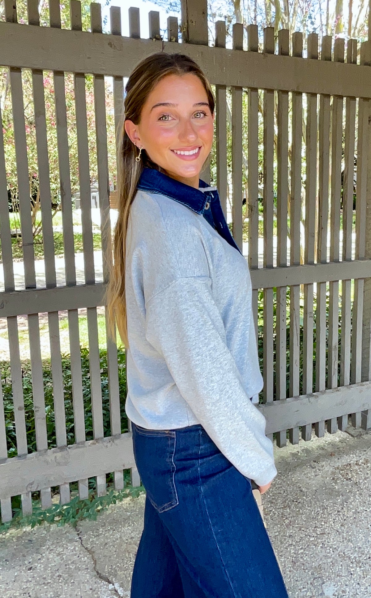 The Crest Pullover
