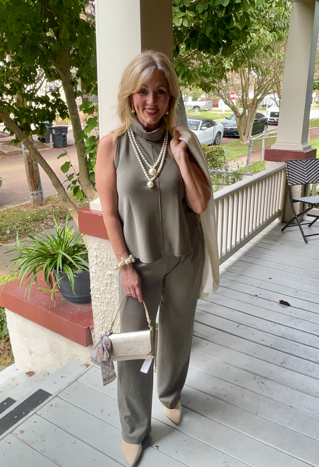 Solid Scuba Mock Sleeveless Less Top