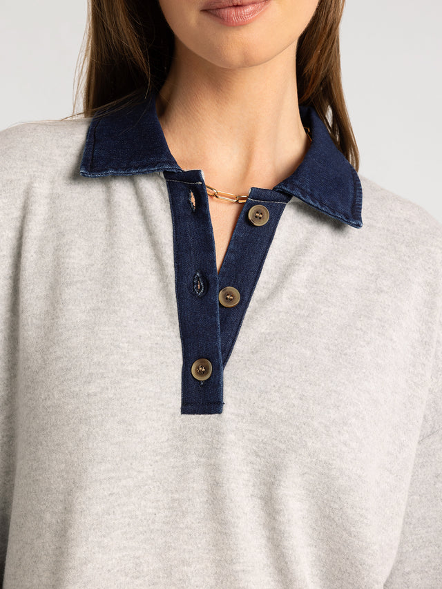 The Crest Pullover