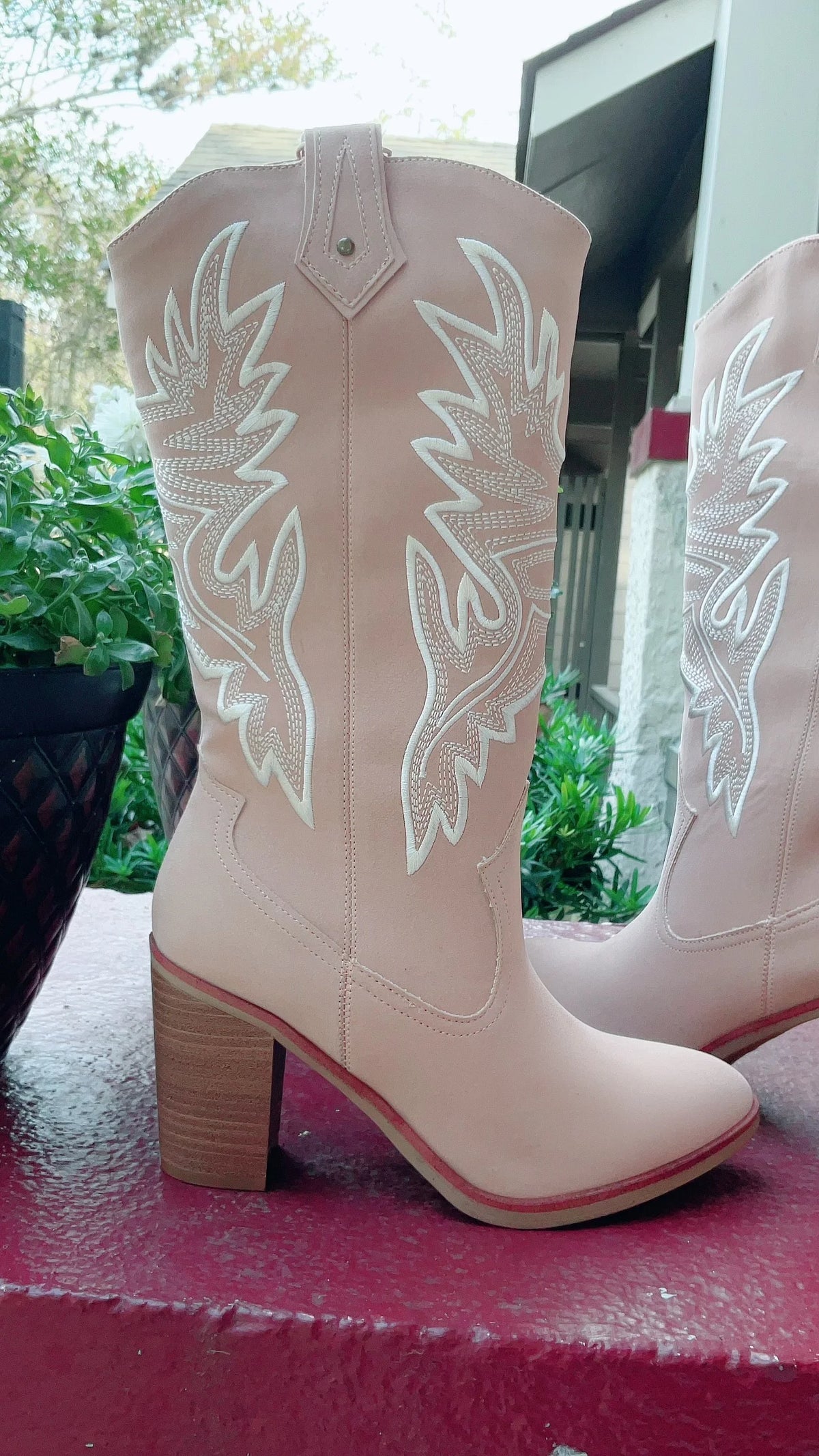 The Taley Boot
